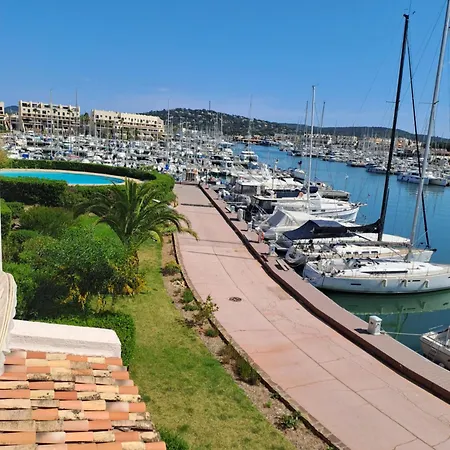 Apartament Marcogdu- Proche De Saint-tropez Pour 4 Personnes Avec Vue Sur La Marina *